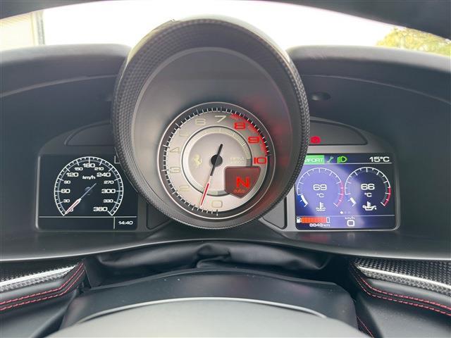 フェラーリ ＧＴＣ４ ルッソＴ Ｔ R1年 (九州・沖縄) 99