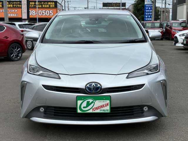 トヨタ プリウス １．８ Ｓ セーフティ プラスＩＩ Ｅ－ＦＯＵＲ ４ＷＤ R3年 (北海道) 99