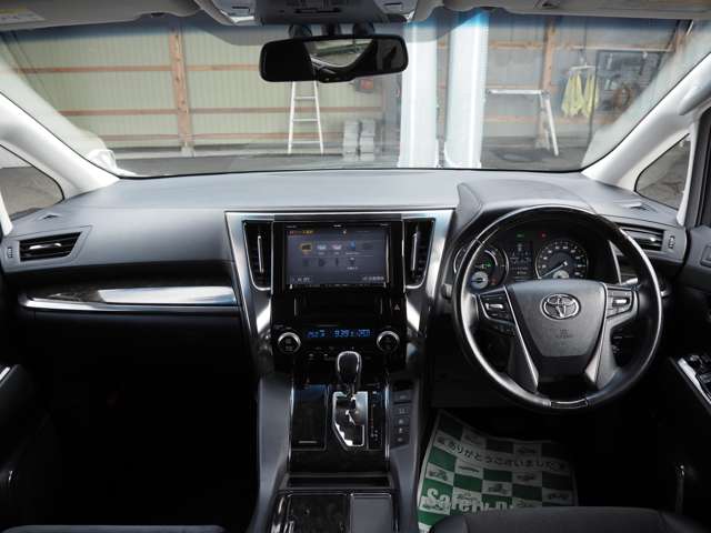 トヨタ ヴェルファイア　ハイブリッド ハイブリッド ２．５ ＺＲ Ｅ－ＦＯＵＲ ４ＷＤ H28年 (甲信越・北陸) 99