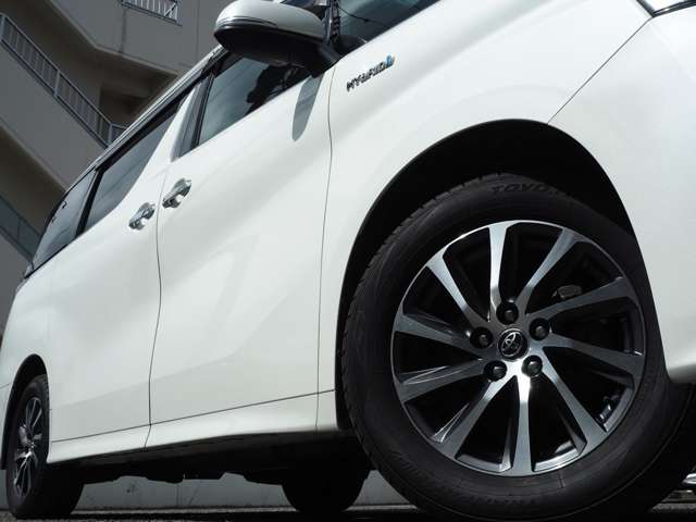 トヨタ ヴェルファイア　ハイブリッド ハイブリッド ２．５ ＺＲ Ｅ－ＦＯＵＲ ４ＷＤ H28年 (甲信越・北陸) 99