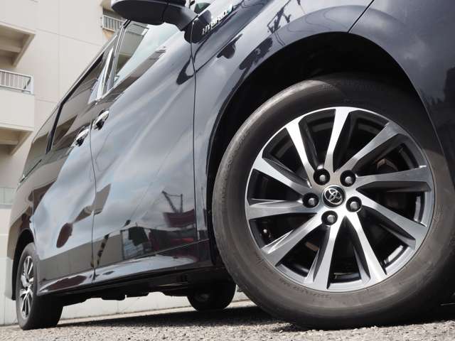 トヨタ ヴェルファイア　ハイブリッド ハイブリッド ２．５ ＺＲ Ｅ－ＦＯＵＲ ４ＷＤ H29年 (甲信越・北陸) 99