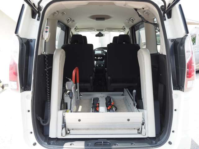 日産 セレナ ２．０ Ｘ チェアキャブ リフタータイプ ４ＷＤ R2年 (甲信越・北陸) 99