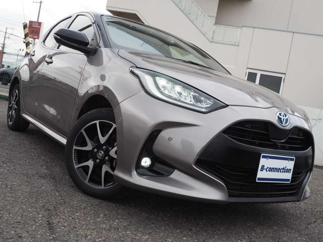 トヨタ ヤリス １．５ ハイブリッド Ｚ Ｅ－ＦＯＵＲ ４ＷＤ R3年 (甲信越・北陸) 99