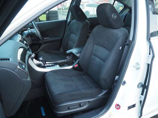 ホンダ アコード　ハイブリッド ２．０ ＬＸ H25年 (甲信越・北陸) 99