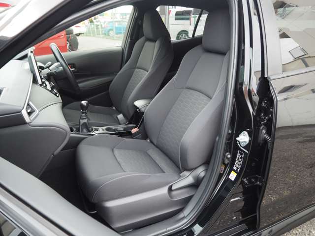 トヨタ カローラスポーツ １．２ Ｇ R1年 (甲信越・北陸) 99