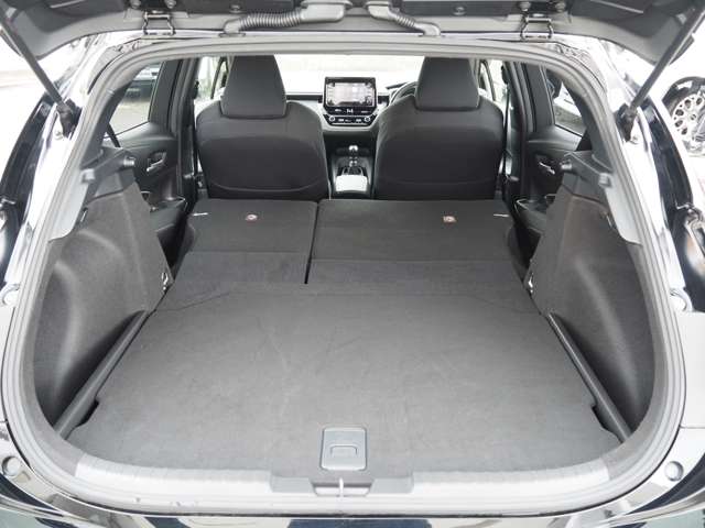 トヨタ カローラスポーツ １．２ Ｇ R1年 (甲信越・北陸) 99