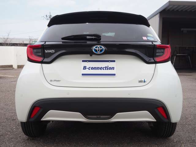 トヨタ ヤリス １．５ ハイブリッド Ｚ Ｅ－ＦＯＵＲ ４ＷＤ R3年 (甲信越・北陸) 99