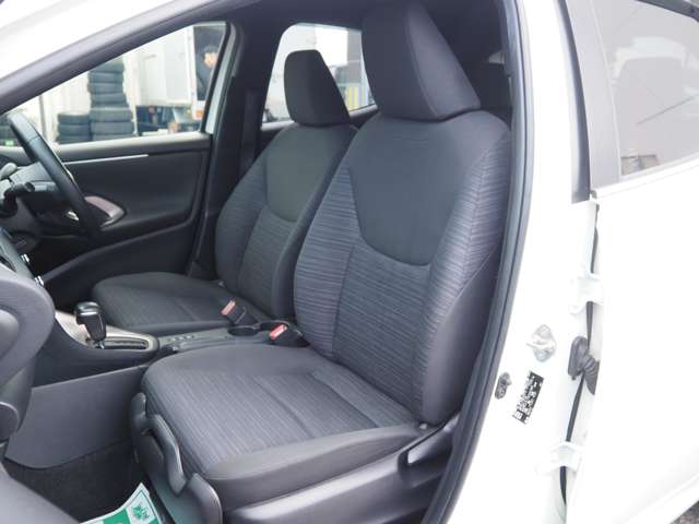トヨタ ヤリス １．５ ハイブリッド Ｚ Ｅ－ＦＯＵＲ ４ＷＤ R3年 (甲信越・北陸) 99
