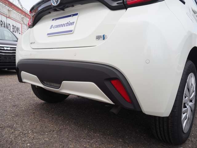トヨタ ヤリス １．５ ハイブリッド Ｚ Ｅ－ＦＯＵＲ ４ＷＤ R3年 (甲信越・北陸) 99