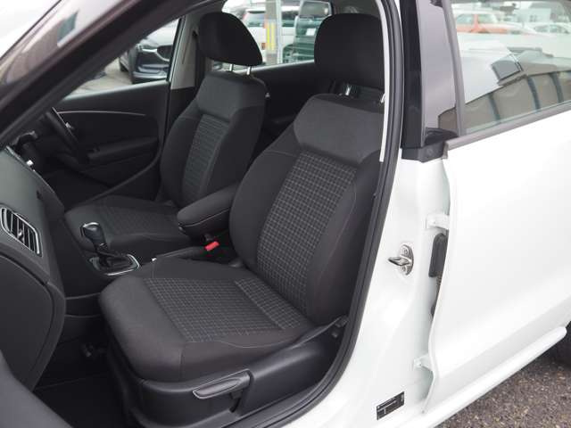 フォルクスワーゲン ポロ ＴＳＩ　コンフォートライン　マイスター H29年 (甲信越・北陸) 99
