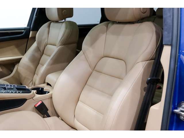 ポルシェ マカン ターボ パフォーマンス ＰＤＫ ４ＷＤ H29年 (関東) 99