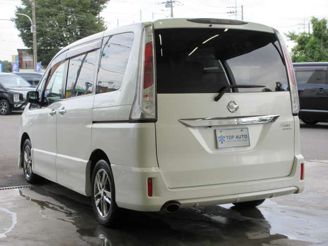 日産 セレナ ２．０ ライダー Ｊパッケージ H23年 () 99