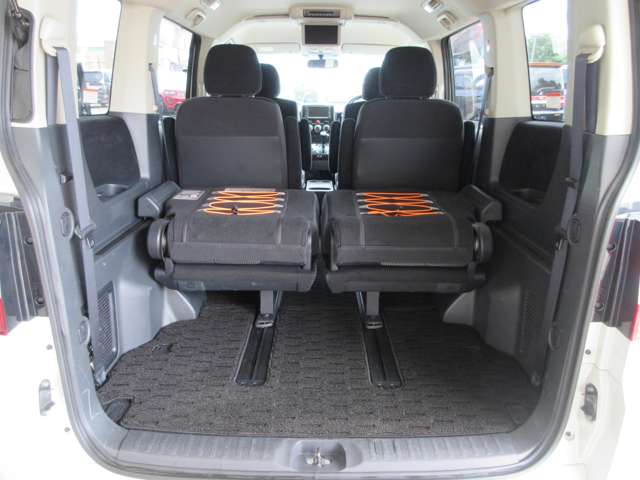 三菱 デリカ　Ｄ：５ ２．４ ローデスト Ｇ プレミアム ４ＷＤ H23年 (関東) 99