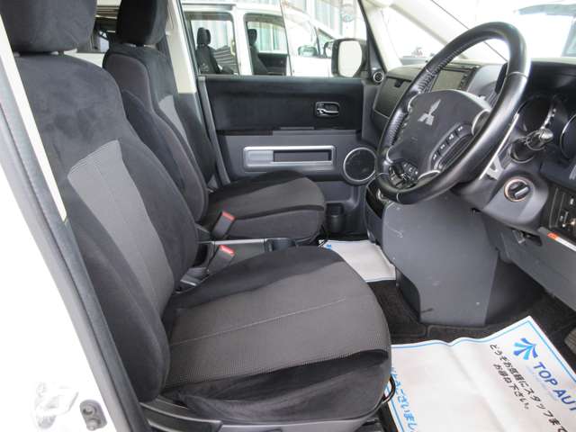 三菱 デリカ　Ｄ：５ ２．４ ローデスト Ｇ プレミアム ４ＷＤ H23年 (関東) 99