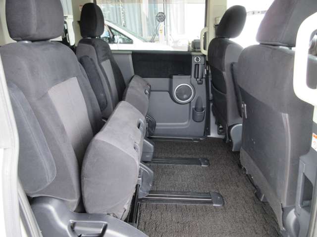 三菱 デリカ　Ｄ：５ ２．４ ローデスト Ｇ プレミアム ４ＷＤ H23年 (関東) 99