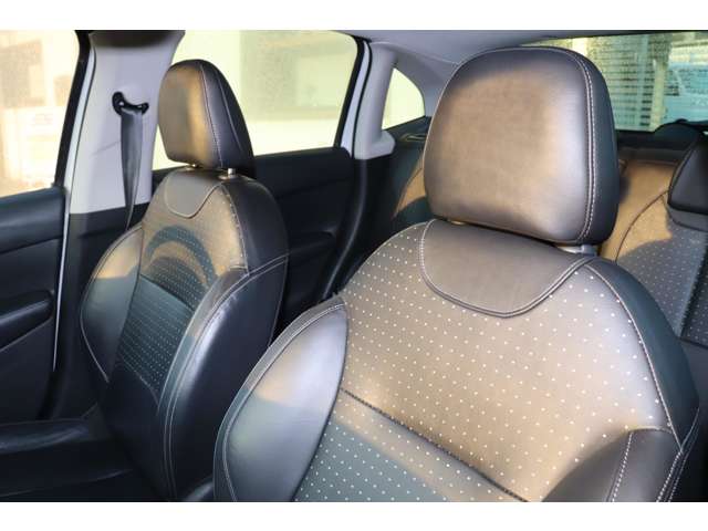 シトロエン Ｃ３ セダクション　レザー H28年 (九州・沖縄) 99