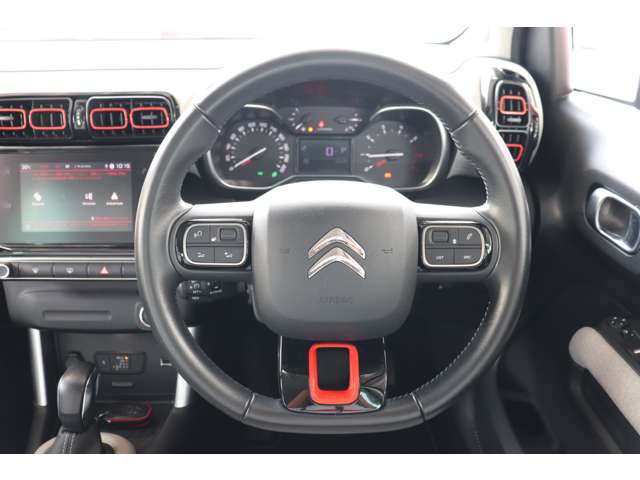 シトロエン Ｃ３　エアクロス　ＳＵＶ シャイン R1年 (九州・沖縄) 99