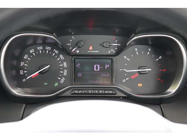 シトロエン Ｃ３　エアクロス　ＳＵＶ シャイン R1年 (九州・沖縄) 99