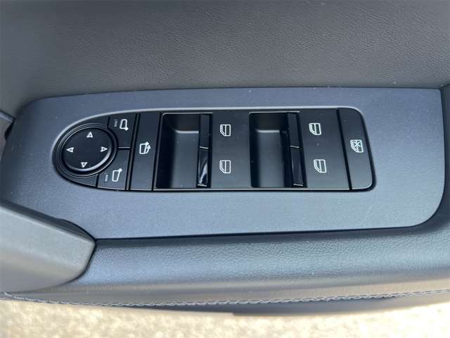 マツダ ＣＸ−５ ２．５ Ｇ R8年 (近畿) 99