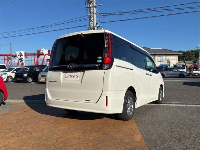 トヨタ エスクァイア ２．０ ＸＩ H27年 (近畿) 99