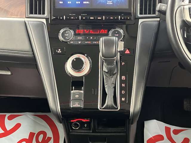 三菱 デリカ　Ｄ：５ ２．２ Ｐ ディーゼルターボ ４ＷＤ R1年 (東北) 99