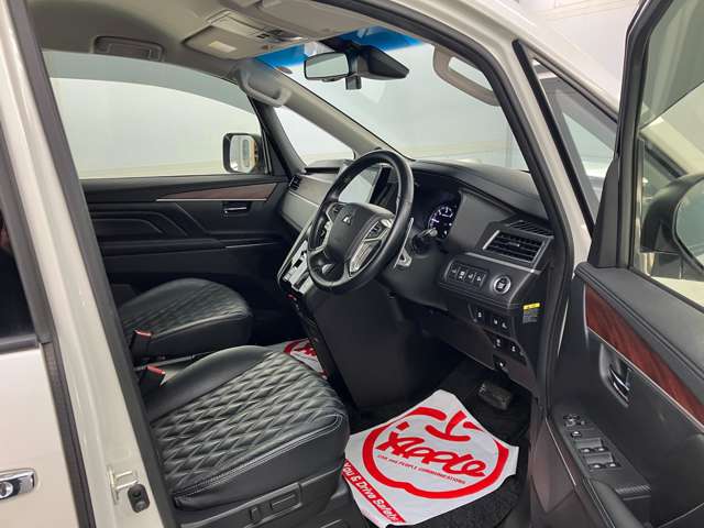 三菱 デリカ　Ｄ：５ ２．２ Ｐ ディーゼルターボ ４ＷＤ R1年 (東北) 99