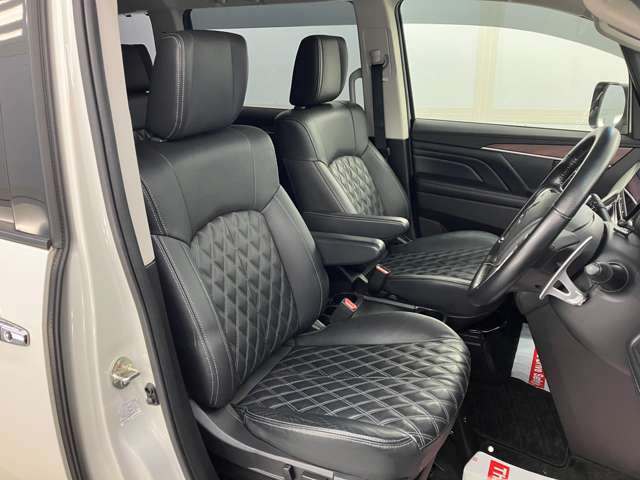 三菱 デリカ　Ｄ：５ ２．２ Ｐ ディーゼルターボ ４ＷＤ R1年 (東北) 99