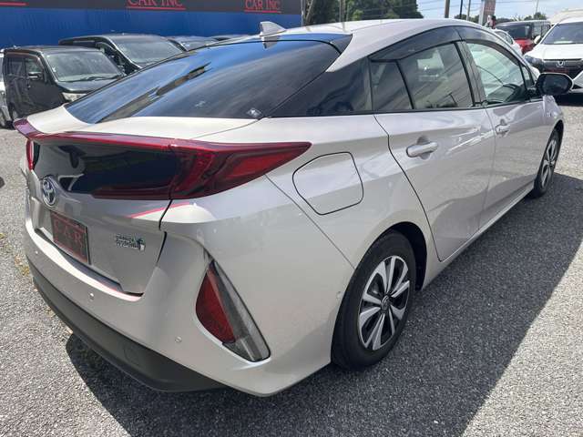 トヨタ プリウスＰＨＶ １．８ Ａ H30年 (関東) 99