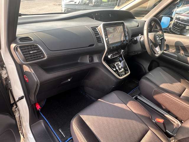 日産 セレナ １．２ Ｅ－ＰＯＷＥＲ ハイウェイスター Ｖ H30年 (関東) 99