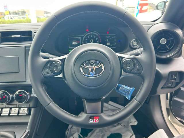 トヨタ ＧＲ８６ ２．４ ＲＣ R8年 (関東) 99
