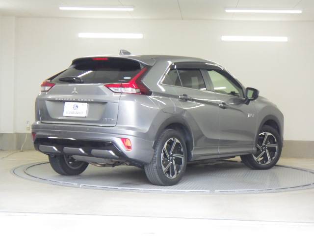 三菱 エクリプス　クロス　ＰＨＥＶ ＰＨＥＶ ２．４ Ｐ ４ＷＤ R3年 (九州・沖縄) 99