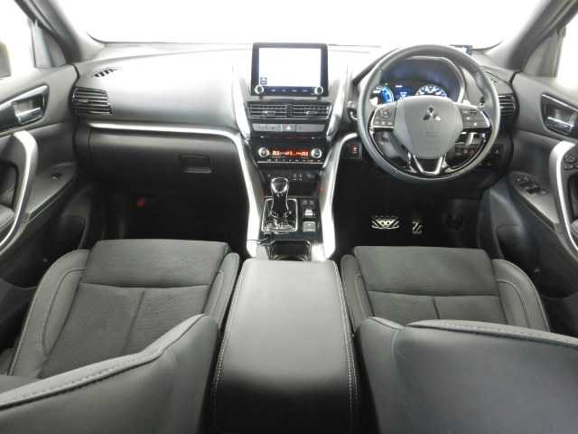 三菱 エクリプス　クロス　ＰＨＥＶ ＰＨＥＶ ２．４ Ｐ ４ＷＤ R3年 (九州・沖縄) 99