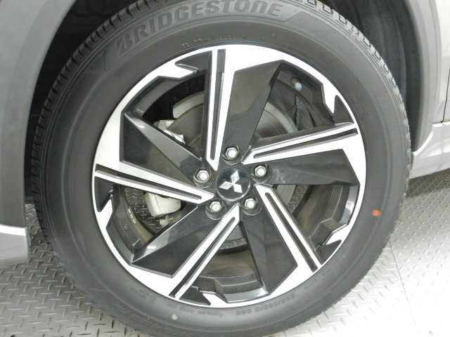三菱 エクリプス　クロス　ＰＨＥＶ ＰＨＥＶ ２．４ Ｐ ４ＷＤ R3年 (九州・沖縄) 99