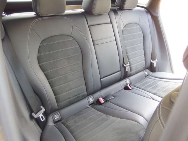 メルセデスベンツ ＧＬＣクラス ２２０ Ｄ ４マチック ディーゼルターボ ４ＷＤ R1年 (東海) 99