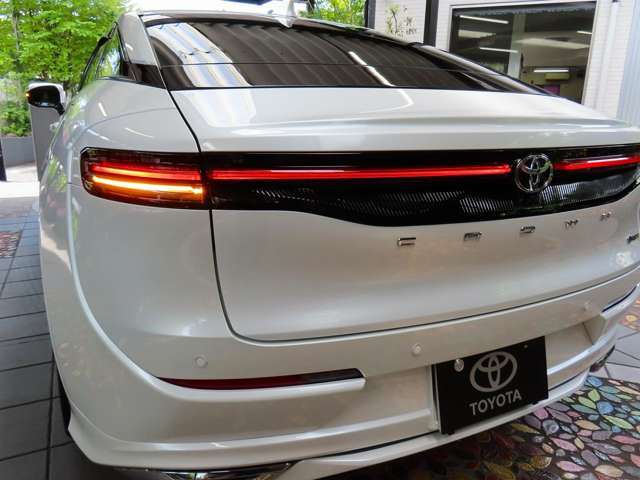 トヨタ クラウン　クロスオーバー　ハイブリッド ２．５ Ｚ Ｅ－ＦＯＵＲ ４ＷＤ R8年 (関東) 99