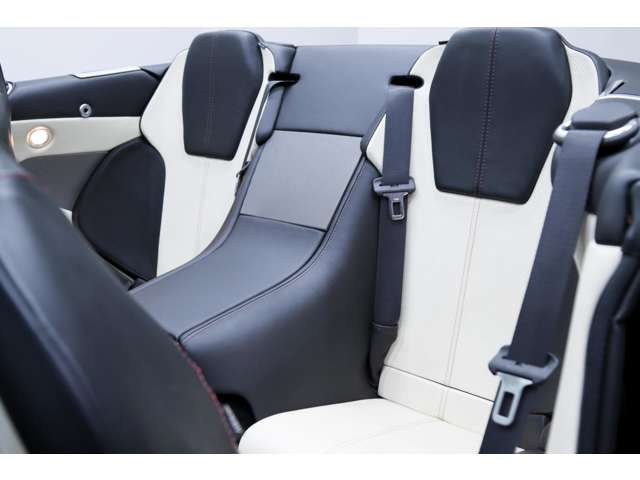 アストンマーティン ＤＢ９ヴォランテ タッチトロニック２ H23年 (関東) 99