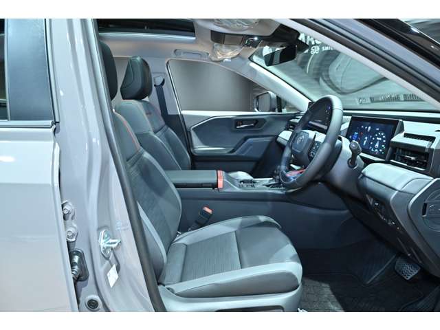 トヨタ ＲＡＶ４ ２．５ アドベンチャー Ｅ－ＦＯＵＲ ４ＷＤ R8年 (関東) 99