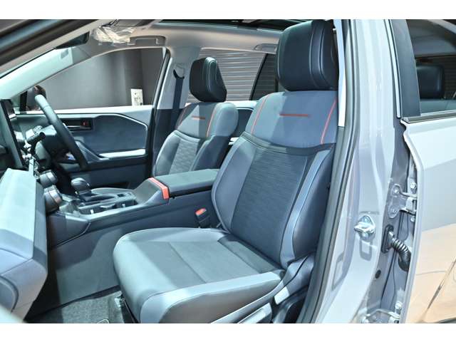 トヨタ ＲＡＶ４ ２．５ アドベンチャー Ｅ－ＦＯＵＲ ４ＷＤ R8年 (関東) 99