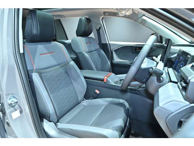 トヨタ ＲＡＶ４ ２．５ アドベンチャー Ｅ－ＦＯＵＲ ４ＷＤ R8年 (関東) 99