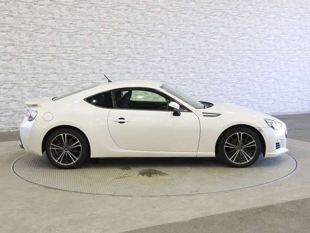 スバル ＢＲＺ ２．０ Ｒ H25年 (関東) 99