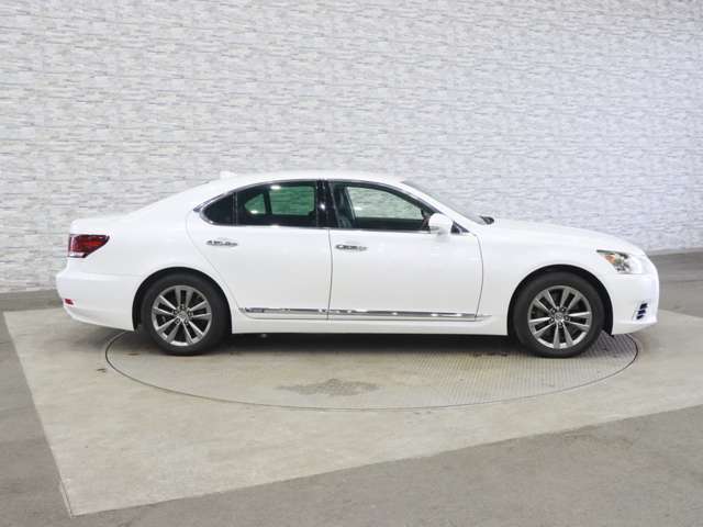 レクサス ＬＳハイブリッド ６００Ｈ バージョンＣ Ｉパッケージ ４ＷＤ H25年 (関東) 99