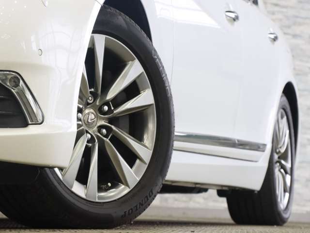 レクサス ＬＳハイブリッド ６００Ｈ バージョンＣ Ｉパッケージ ４ＷＤ H25年 (関東) 99