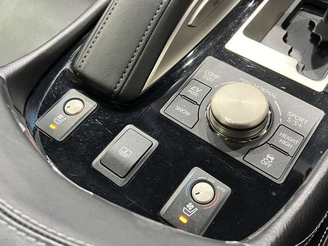 レクサス ＬＳハイブリッド ６００Ｈ Ｆスポーツ ４ＷＤ H28年 (関東) 99
