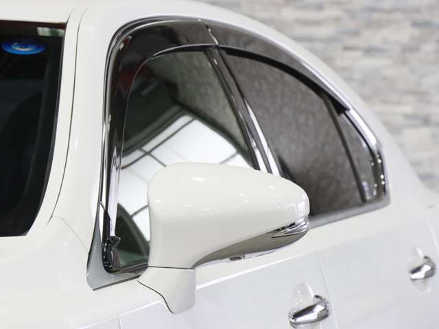 レクサス ＬＳハイブリッド ６００Ｈ Ｆスポーツ ４ＷＤ H28年 (関東) 99