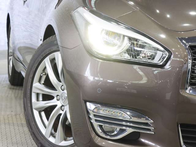 日産 フーガ　ハイブリッド ３．５ H27年 (関東) 99