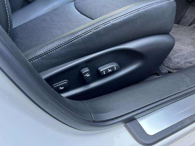 日産 フーガ ２．５ ２５０ＧＴ H23年 (関東) 99
