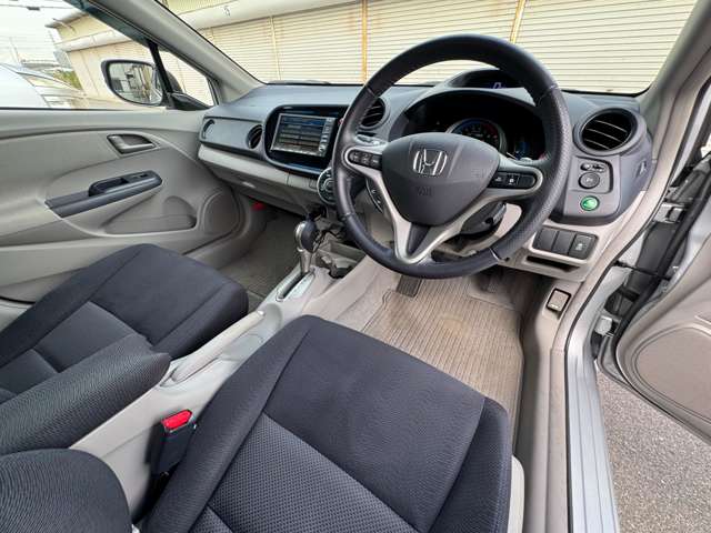 ホンダ インサイト １．３ ＬＳ H22年 (近畿) 99