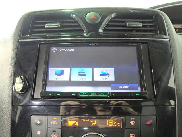 日産 セレナ ２．０ ハイウェイスター Ｓ－ＨＹＢＲＩＤ H26年 (近畿) 99