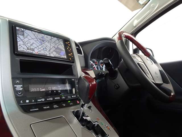 トヨタ ヴェルファイア ２．４Ｚ H22年 (関東) 99