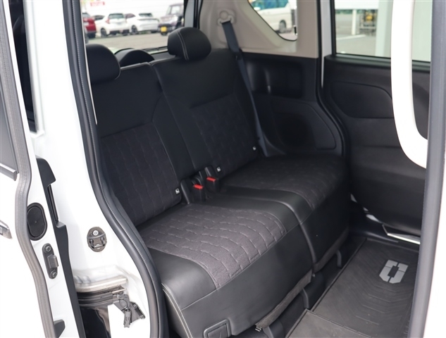三菱 デリカ　ミニ ６６０ Ｔ ４ＷＤ R5年 (関東) 99